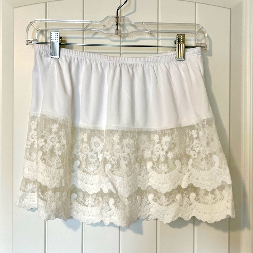 Women's White Lace Tunic Extender stretchy small - Picture 2 of 14